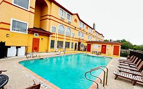 Quality Suites